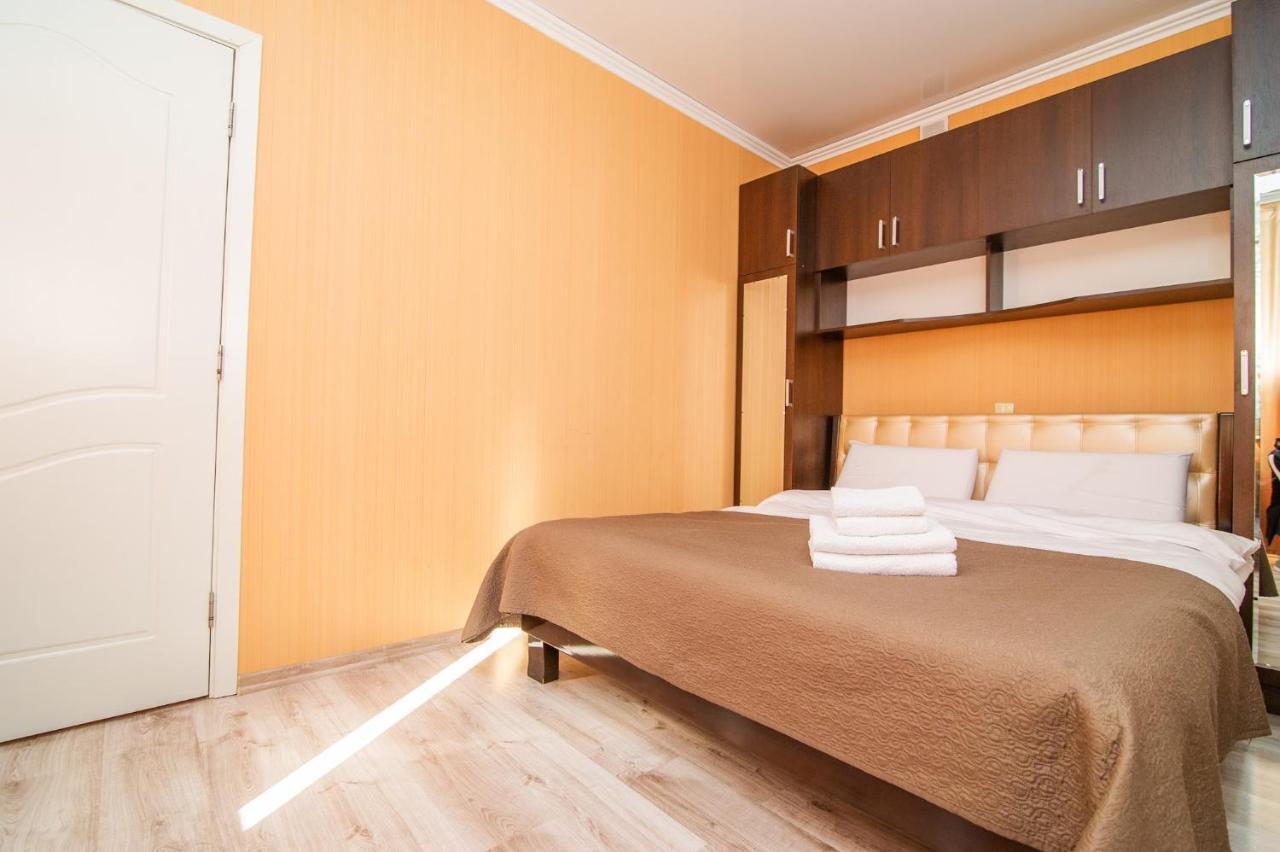 Luxrent Apartamento Chisináu Exterior foto