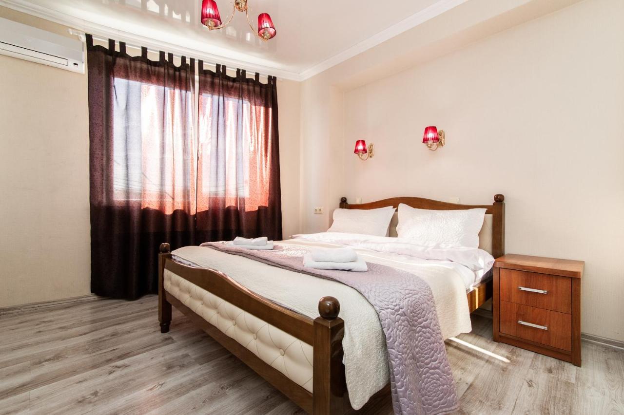 Luxrent Apartamento Chisináu Exterior foto